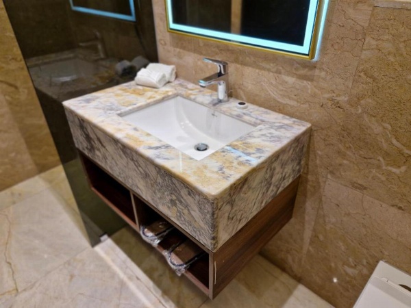 Ocean View Hotel Kuwait image 11