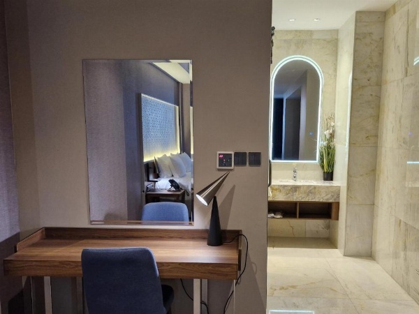 Ocean View Hotel Kuwait image 24