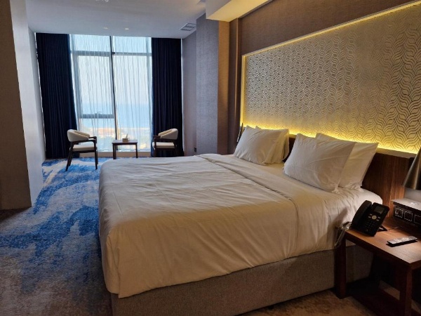 Ocean View Hotel Kuwait image 27