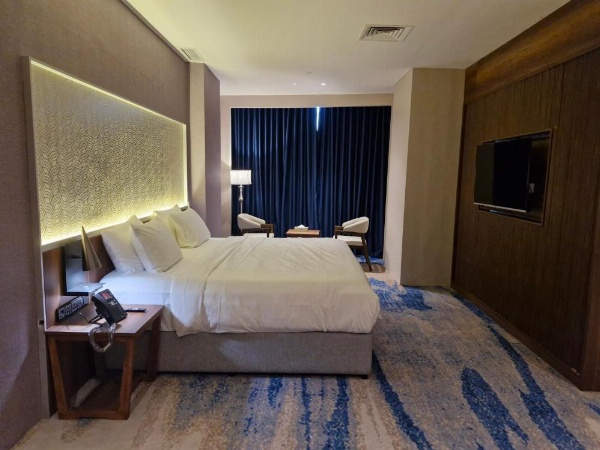 Ocean View Hotel Kuwait image 37