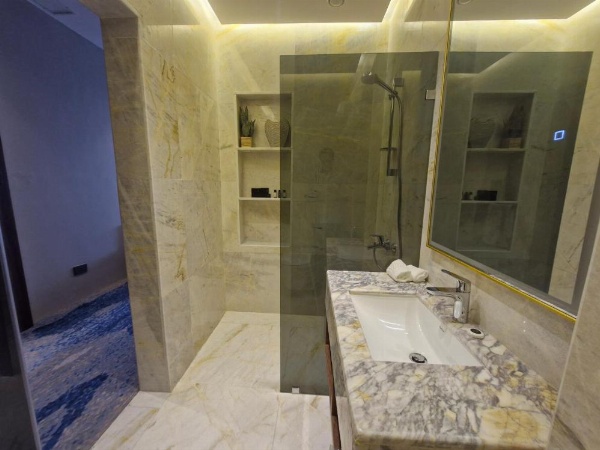Ocean View Hotel Kuwait image 64