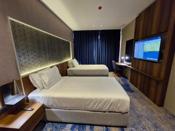 Ocean View Hotel Kuwait image 94